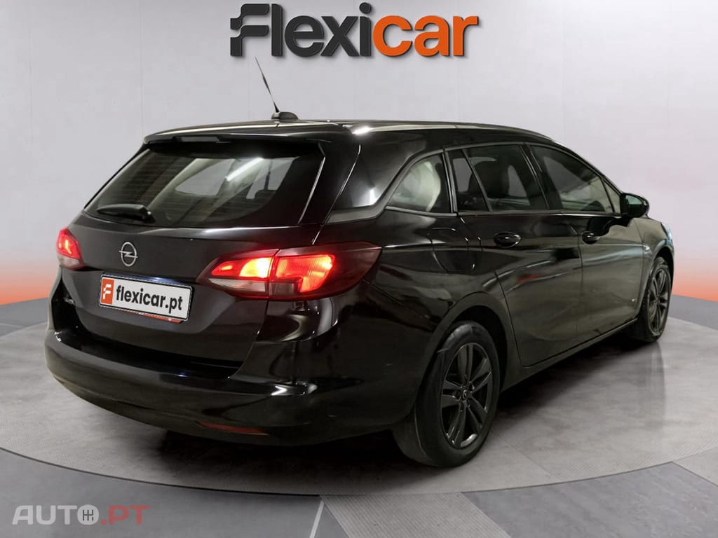 Opel Astra Sports Tourer 1.2 Turbo Design & Tech