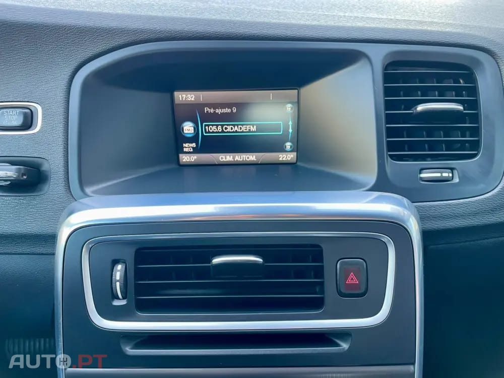 Volvo V60 1.6 D2 Drive Momentum Powershift Start/Stop