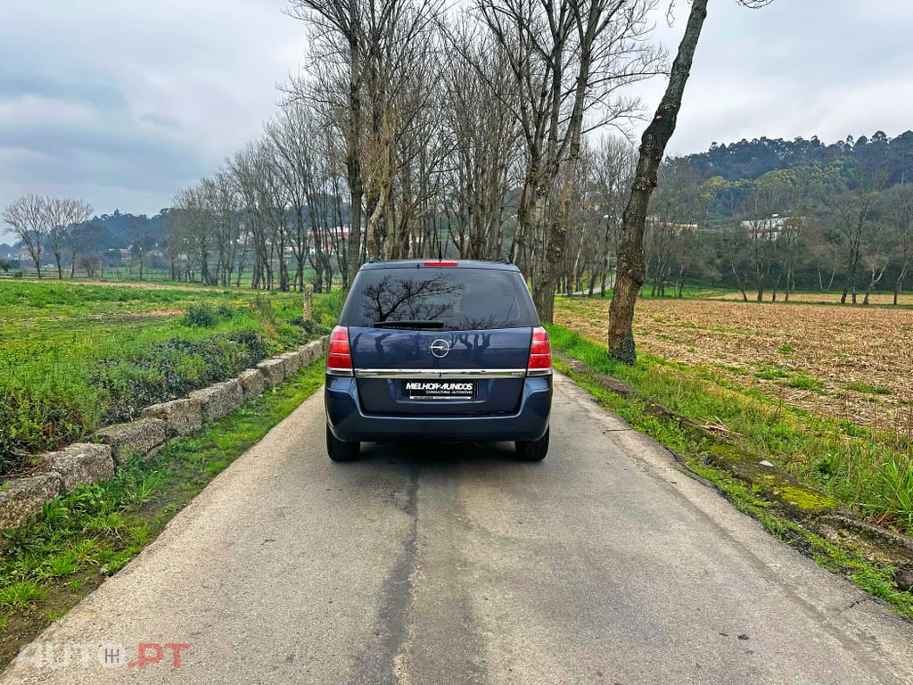 Opel Zafira 1.9 CDTi Enjoy