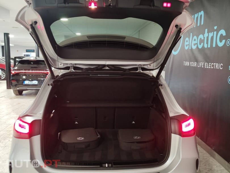 Mercedes-Benz EQA 250+ AMG Line