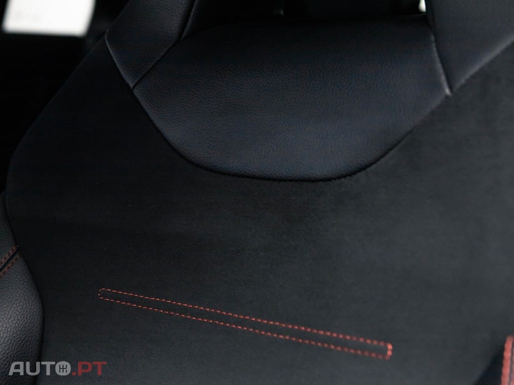 Mercedes-Benz CLA 250 e 8G-DCT AMG Line