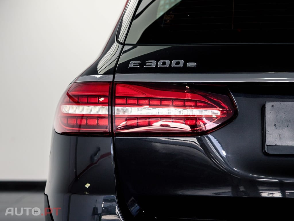 Mercedes-Benz E 300 e AMG Line
