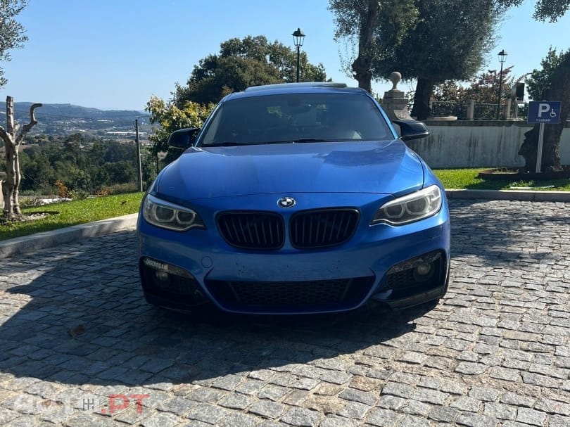 BMW 220 coupe