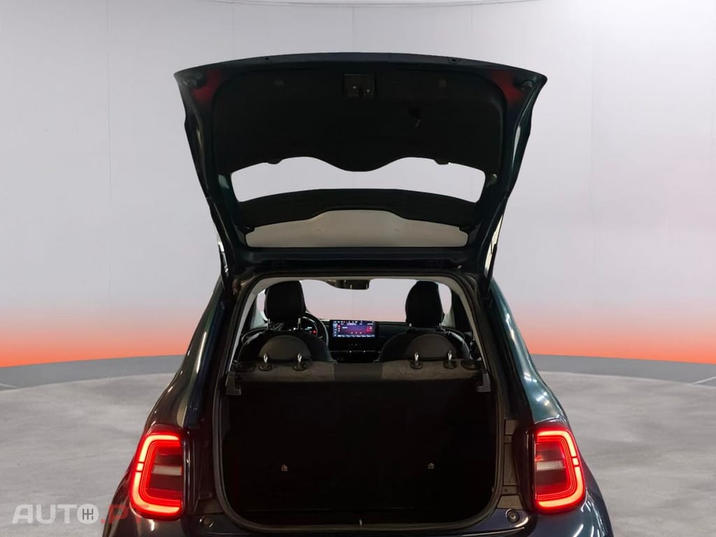 Fiat 500e Icon Plus 42 KWh