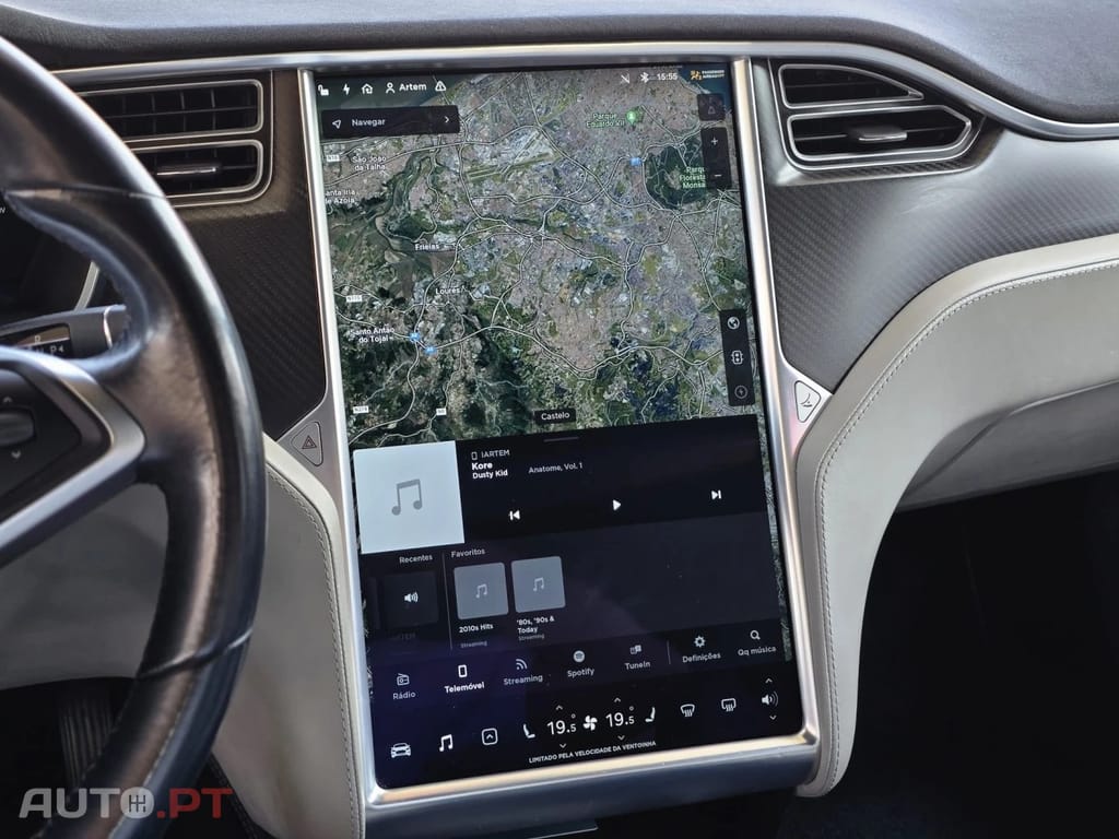 Tesla Model S S 85D