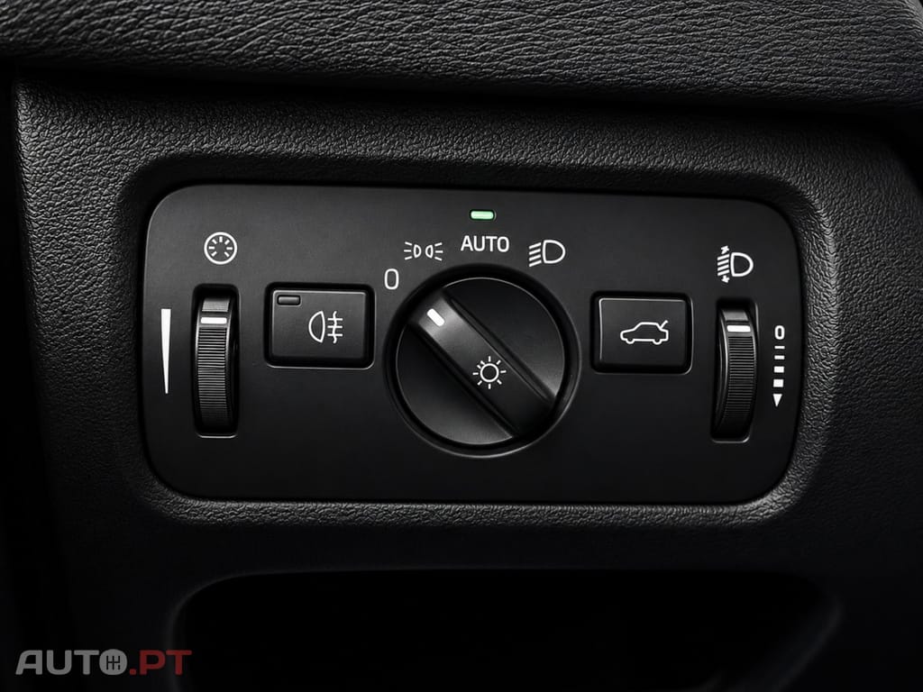 Volvo V40 Cross Country 1.6 D2 Momentum
