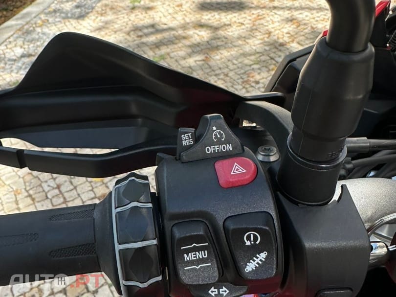 BMW F XR
