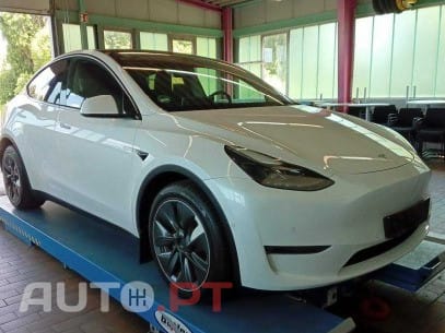 Tesla Model Y Long Range Tração Integral