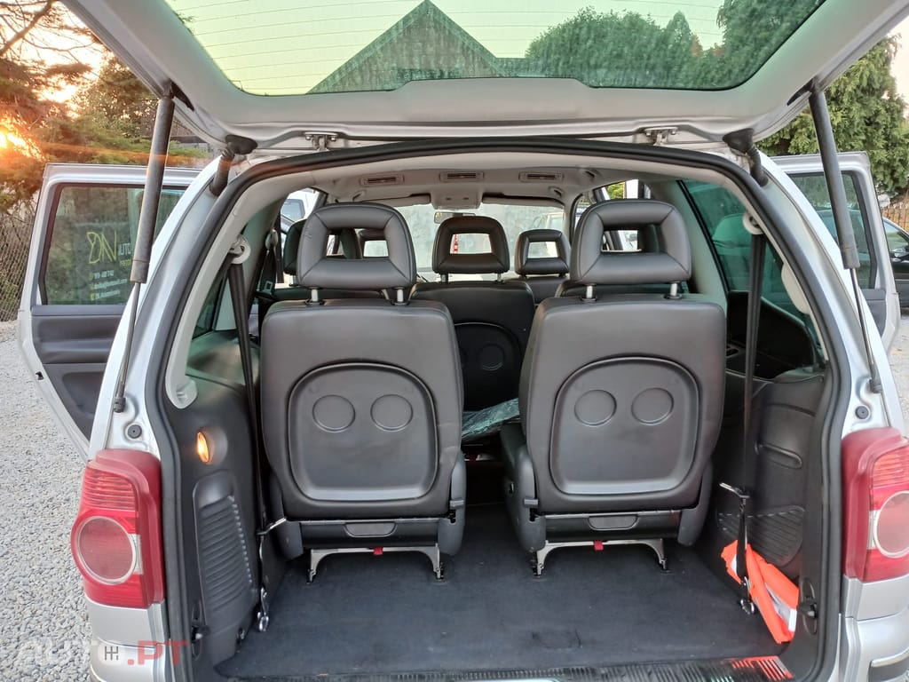 Volkswagen Sharan 1.9 TDI 7Lugares
