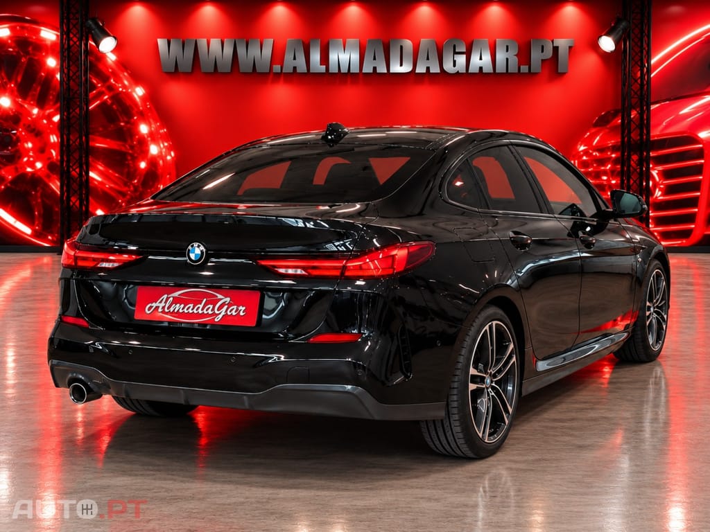 BMW 218 i Pack Desportivo M