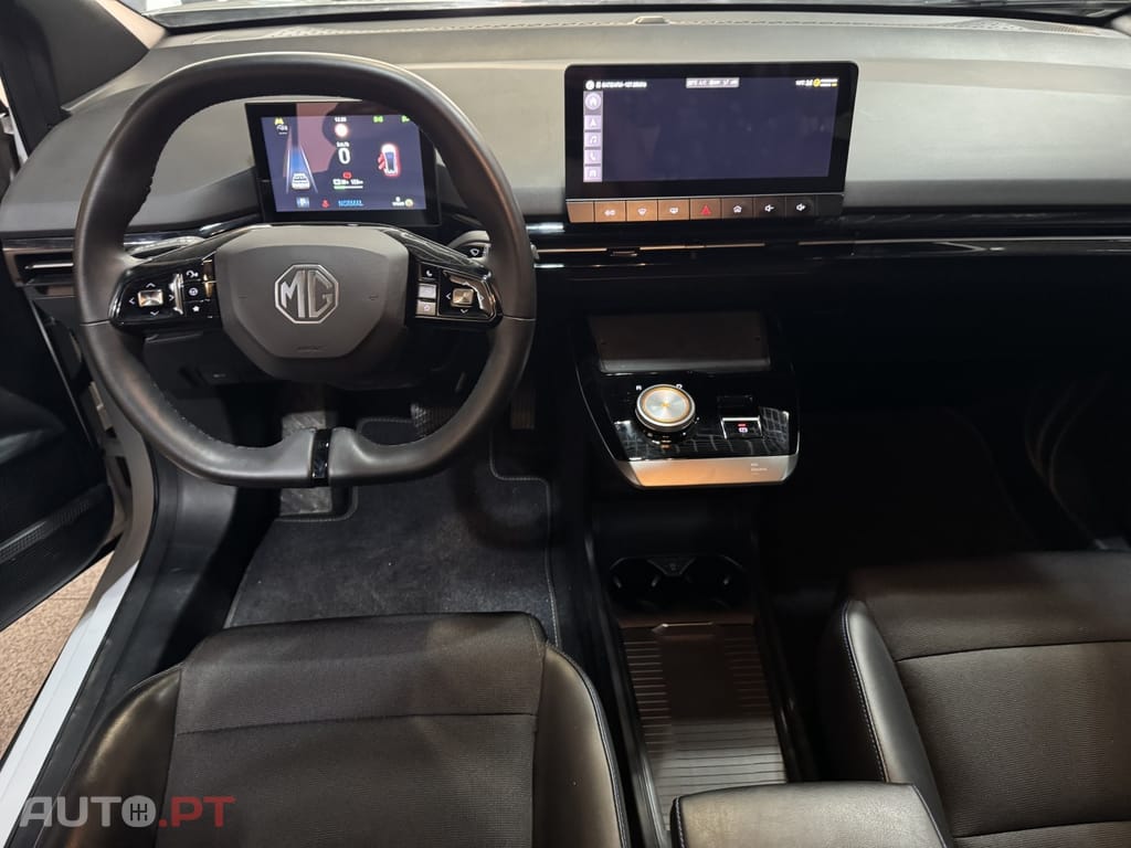 MG MG4 64 kWh Luxury