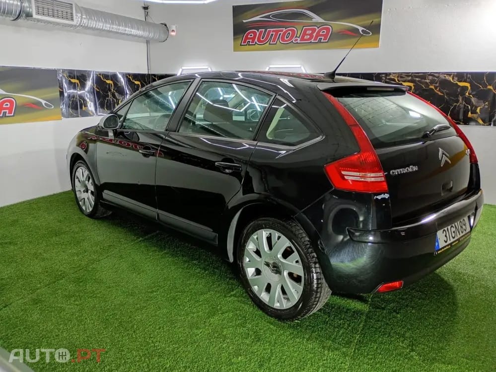 Citroën C4 1.6 HDi Exclusive — fotografia 37