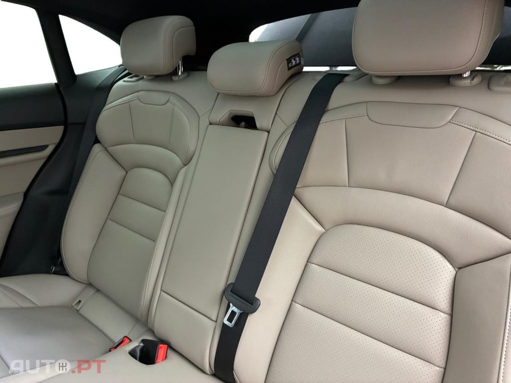 Porsche Taycan ST