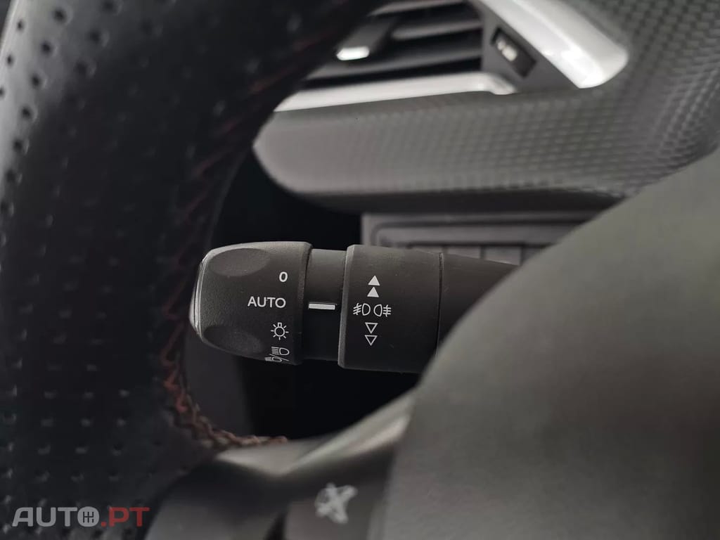 Peugeot 208 1.2 PureTech GT Line EAT6