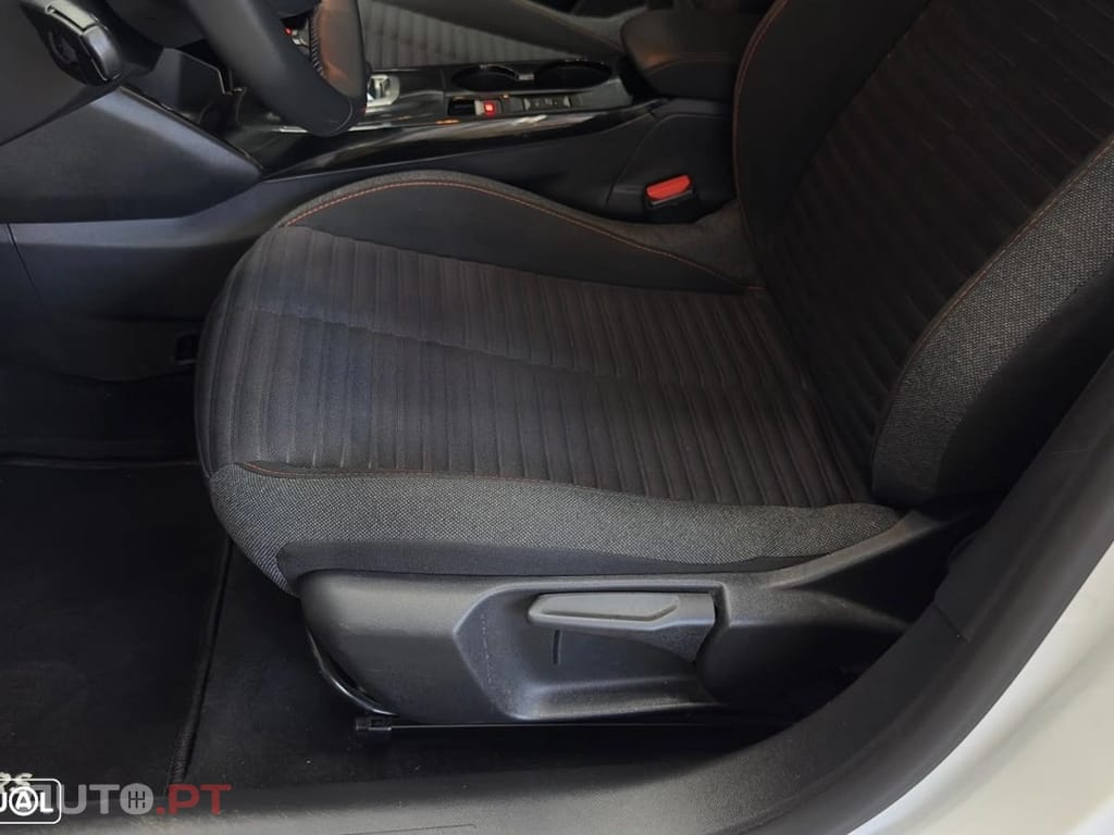 Peugeot E-208 Active Pack