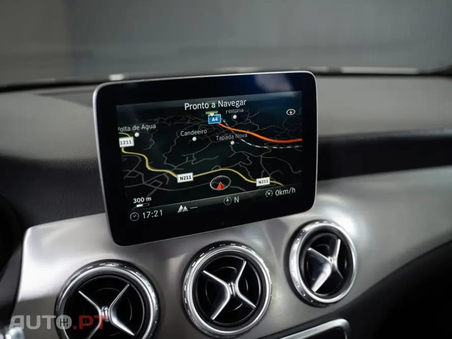 Mercedes-Benz GLA 200 AMG Line