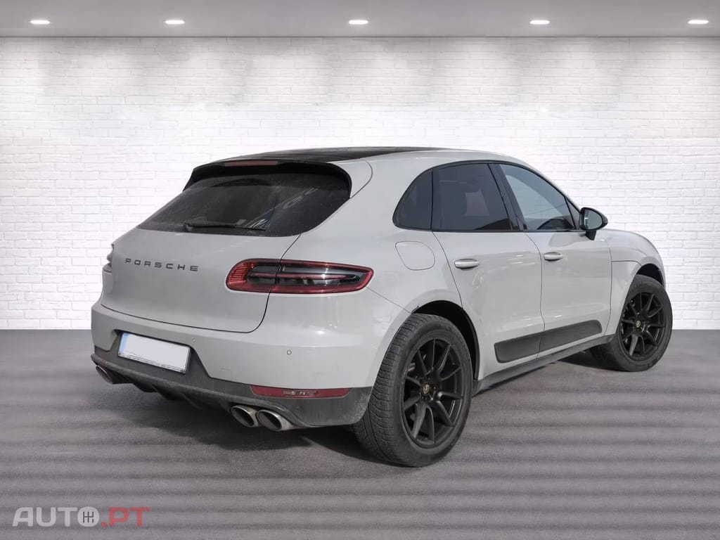 Porsche Macan S