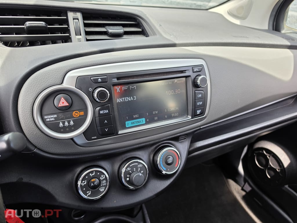 Toyota Yaris 1.0 VVT-i Comfort+Navi