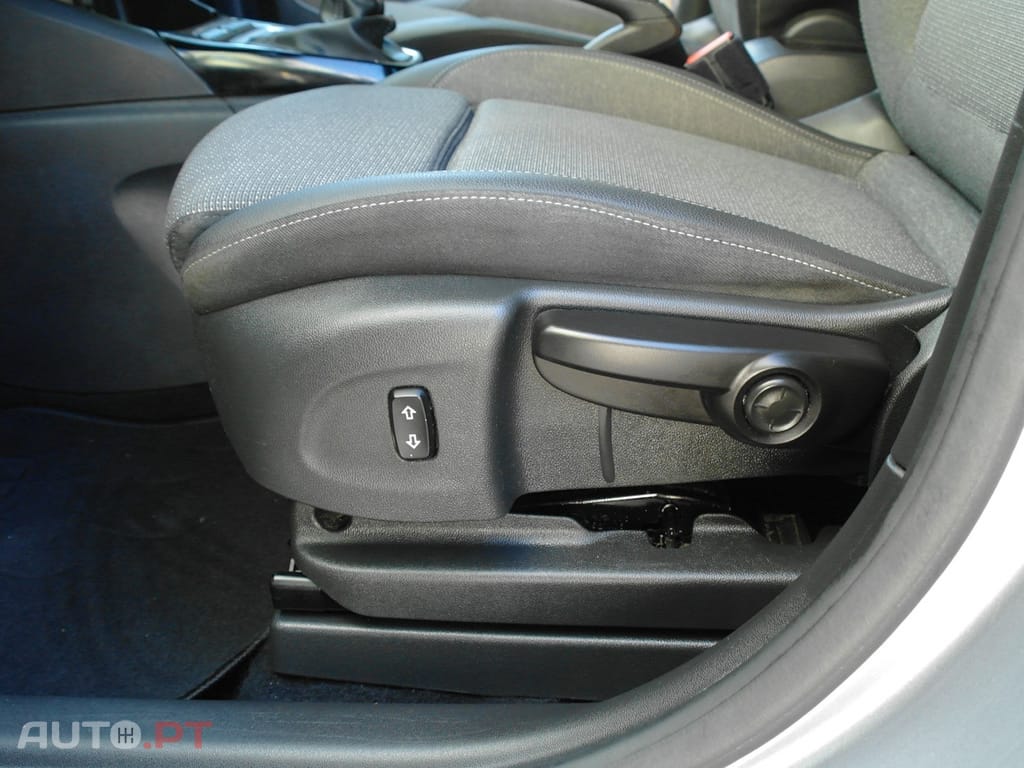 Opel Crossland X 1.2 T Innovation