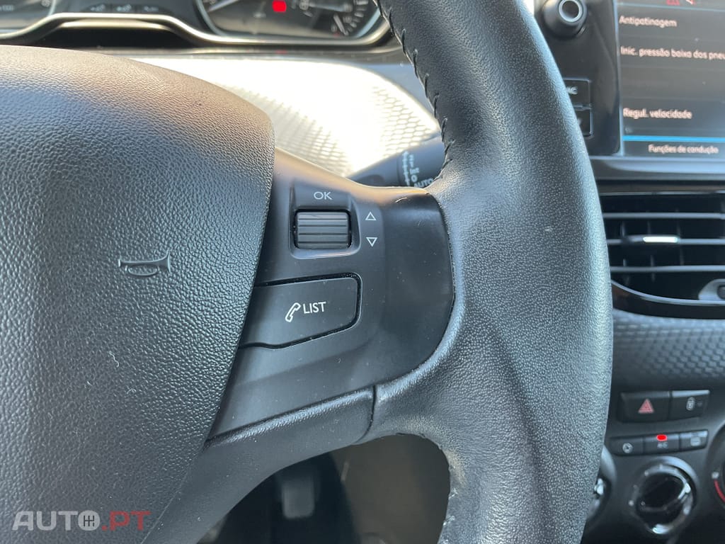 Peugeot 2008 1.6 BlueHDi Active