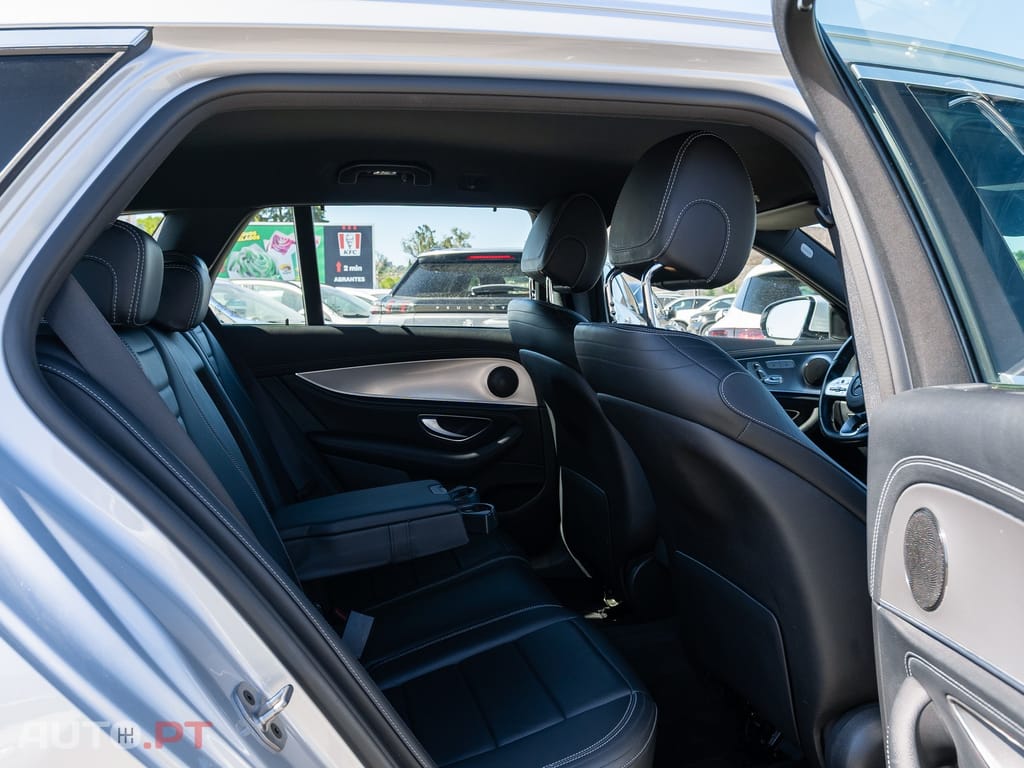 Mercedes-Benz E 300 de AMG Line