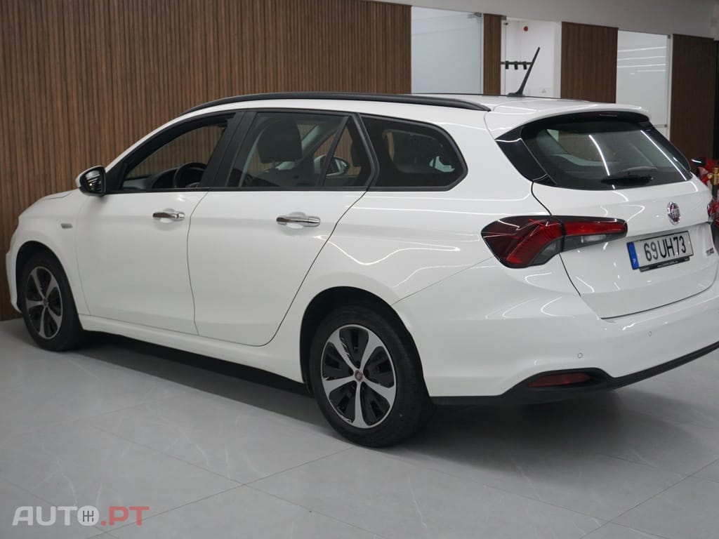 Fiat Tipo 1.6 M-Jet Lounge J17