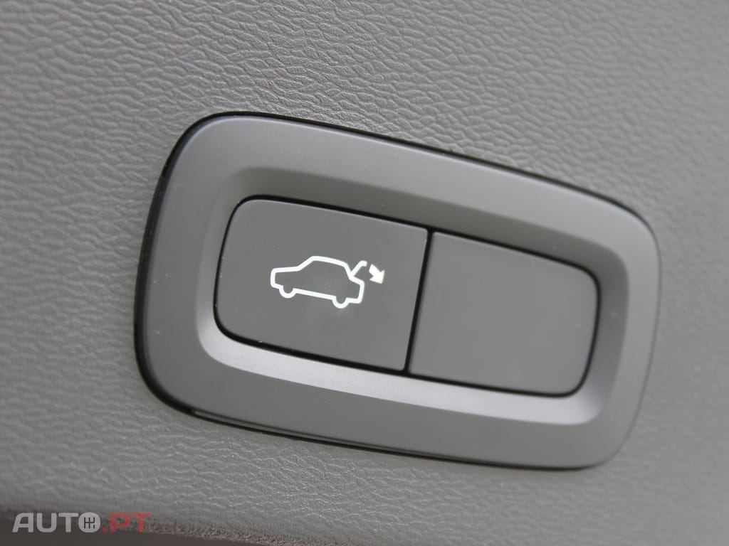 Volvo XC40 2.0 D3 Momentum Plus Geartronic