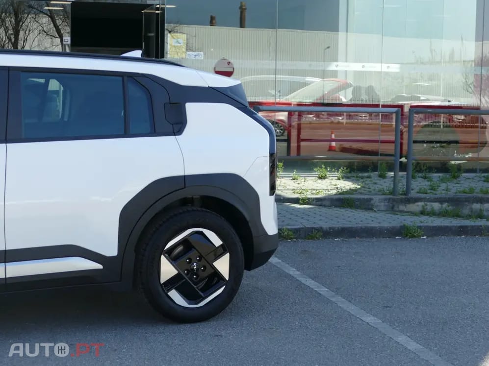 Kia EV3 58.3 kWh Drive