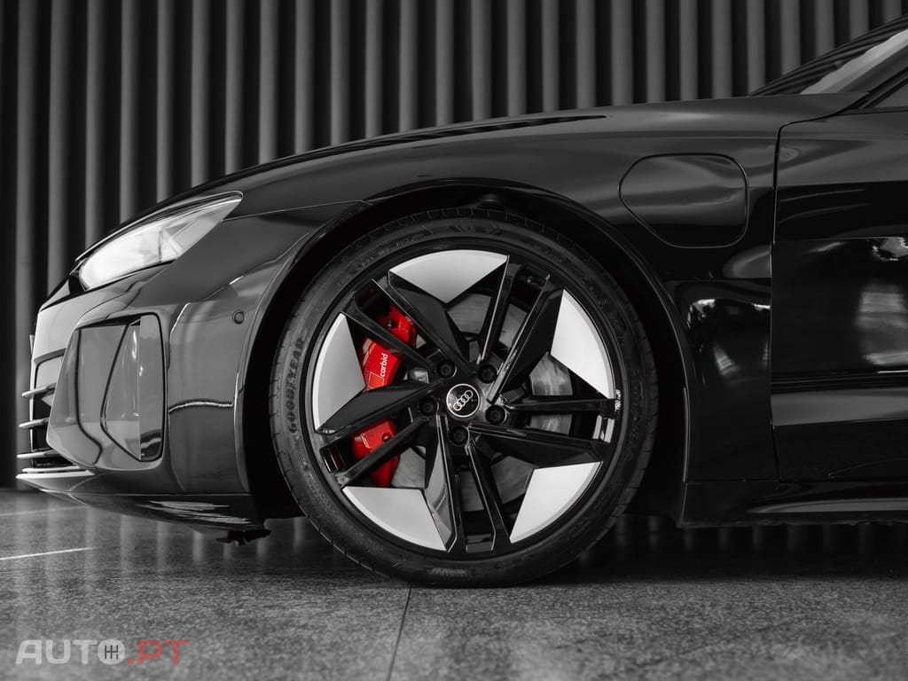 Audi RS E-Tron GT quattro