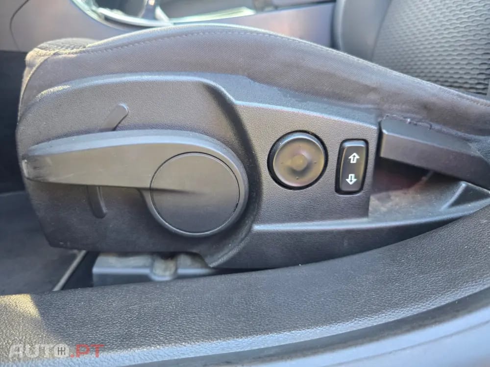 Opel Insignia Outro