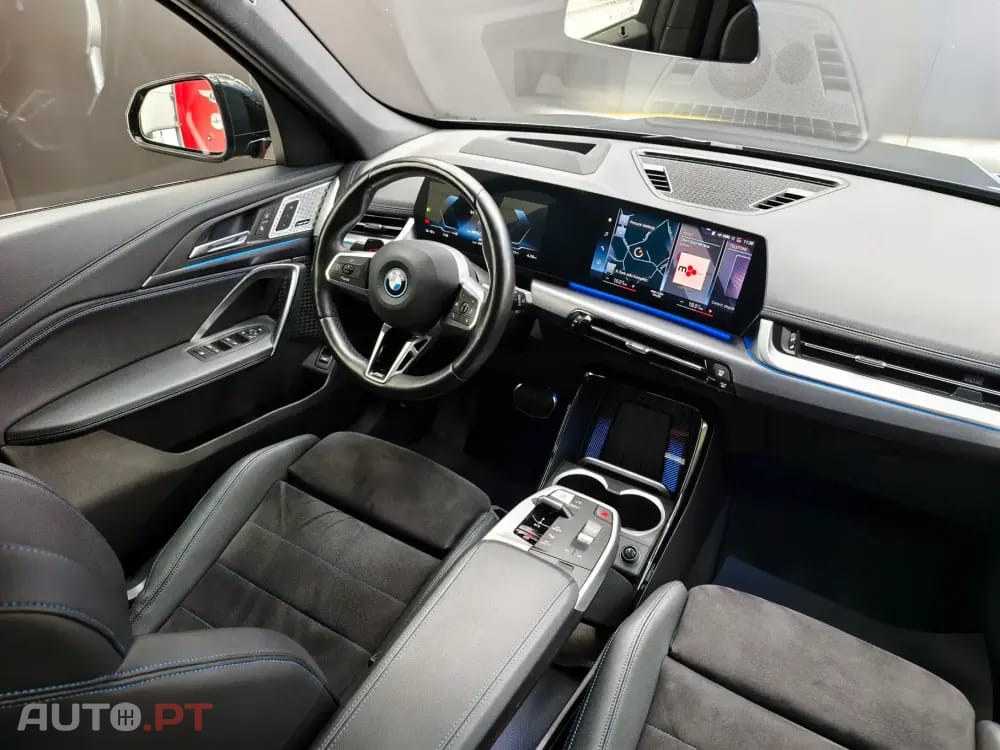 BMW iX1 xDrive30 Pack Desportivo M