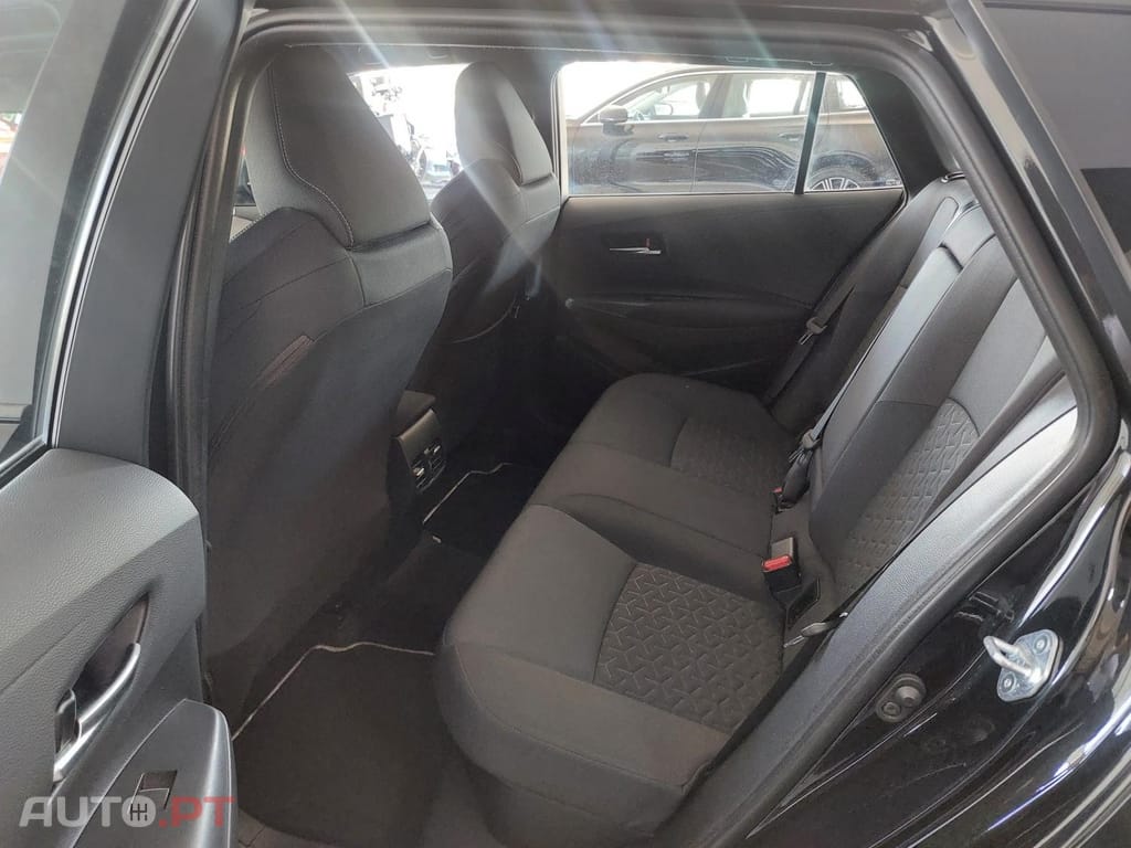 Toyota Corolla Touring Sports 1.8 Hybrid Comfort