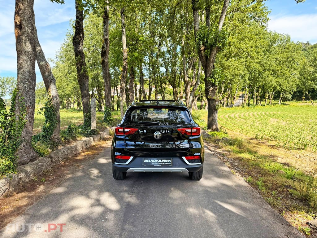 MG ZS EV 44.5 kWh Luxury
