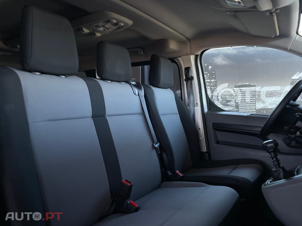 Peugeot Traveller 1.5 BlueHDi L2H1 Active Standard