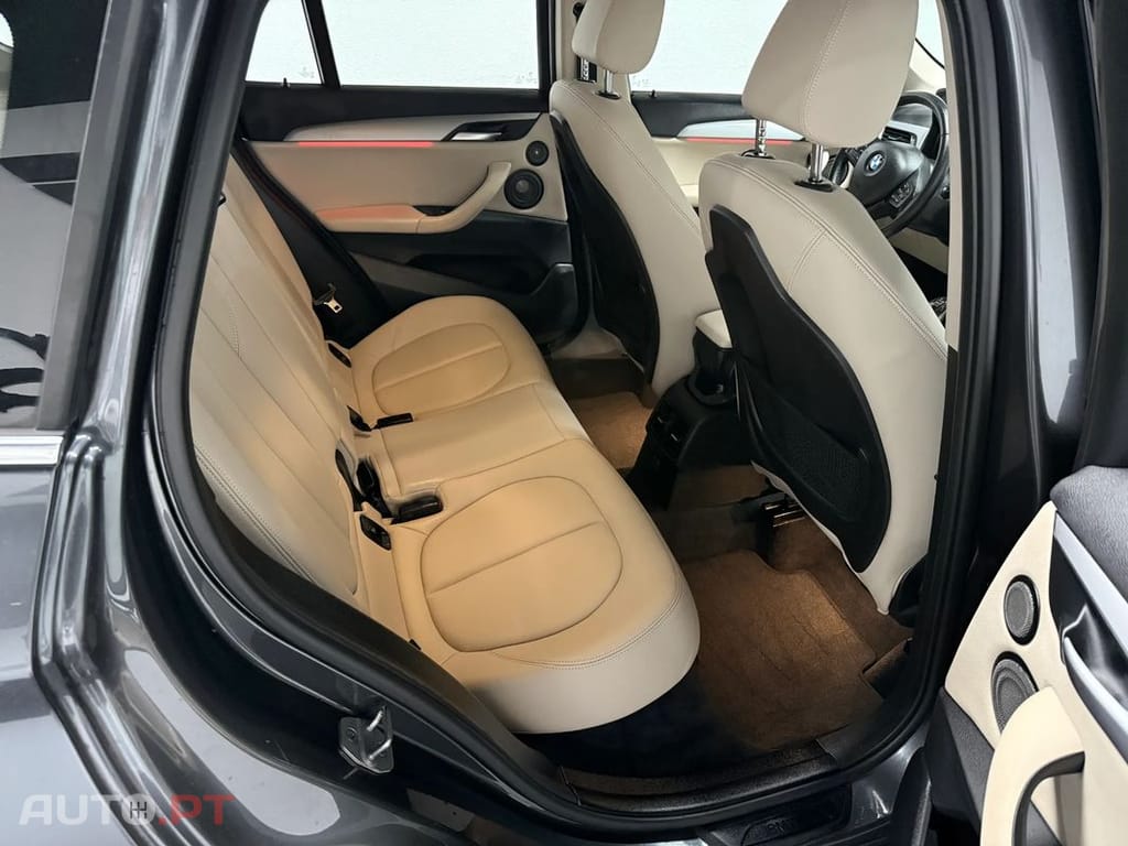 BMW X1 16 d sDrive Advantage