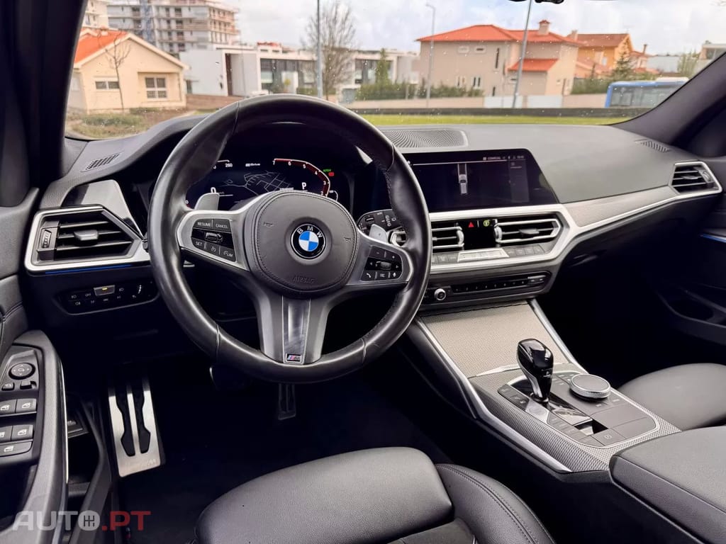 BMW 330 e Pack M Auto