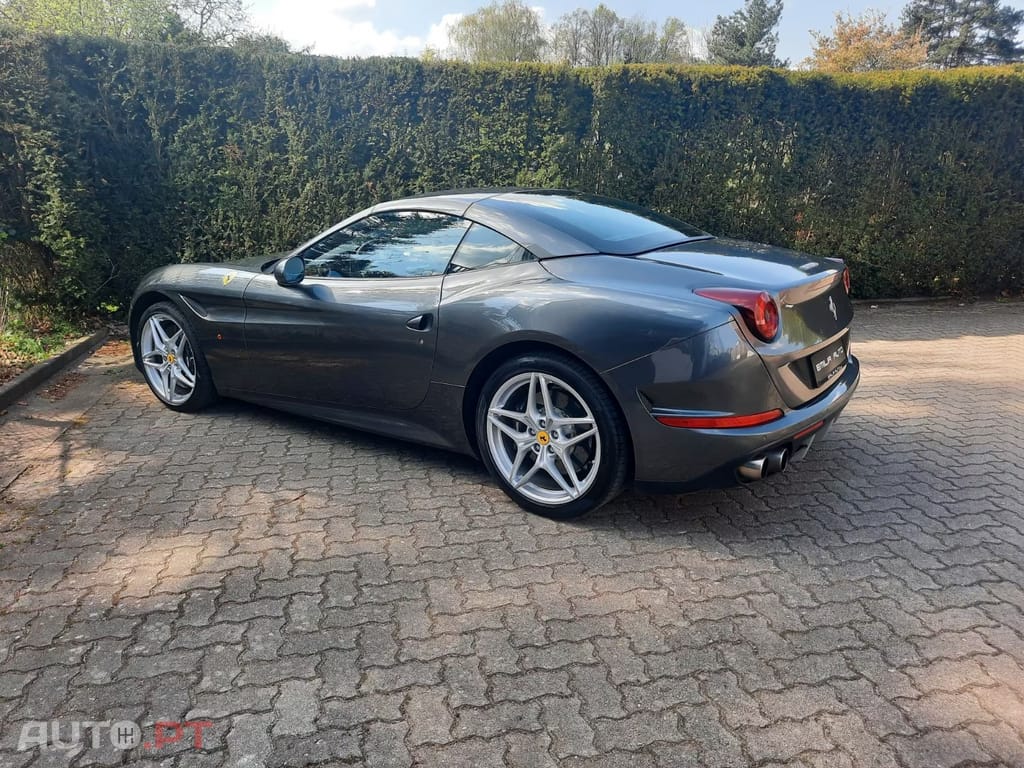 Ferrari California T