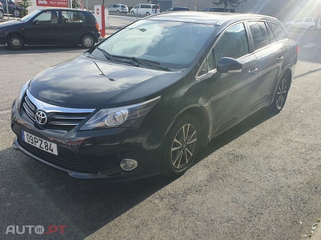 Toyota Avensis SD 2.0 D-4D Exclusive
