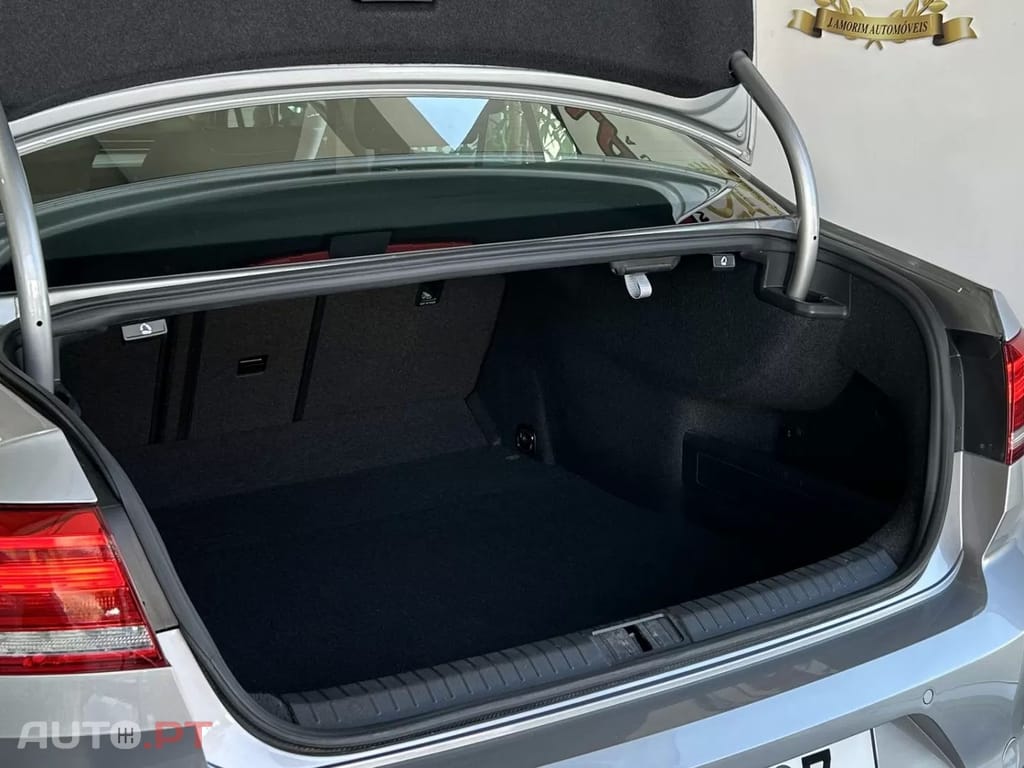 Volkswagen Passat 2.0 TDI Confortline