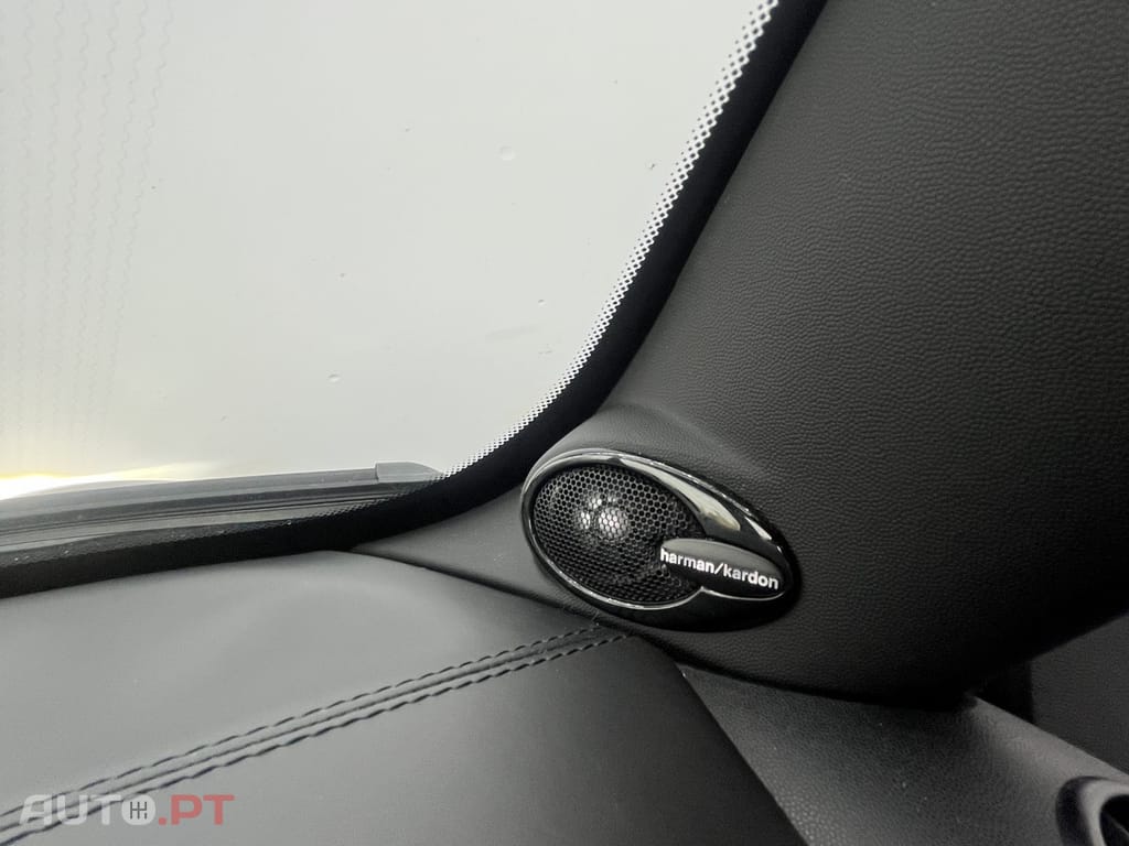 MINI Cooper John Cooper Works