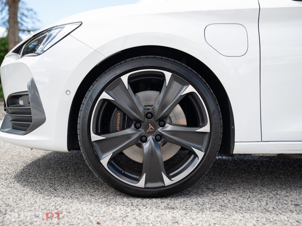 Cupra Leon ST 1.4 e-Hybrid MID DSG