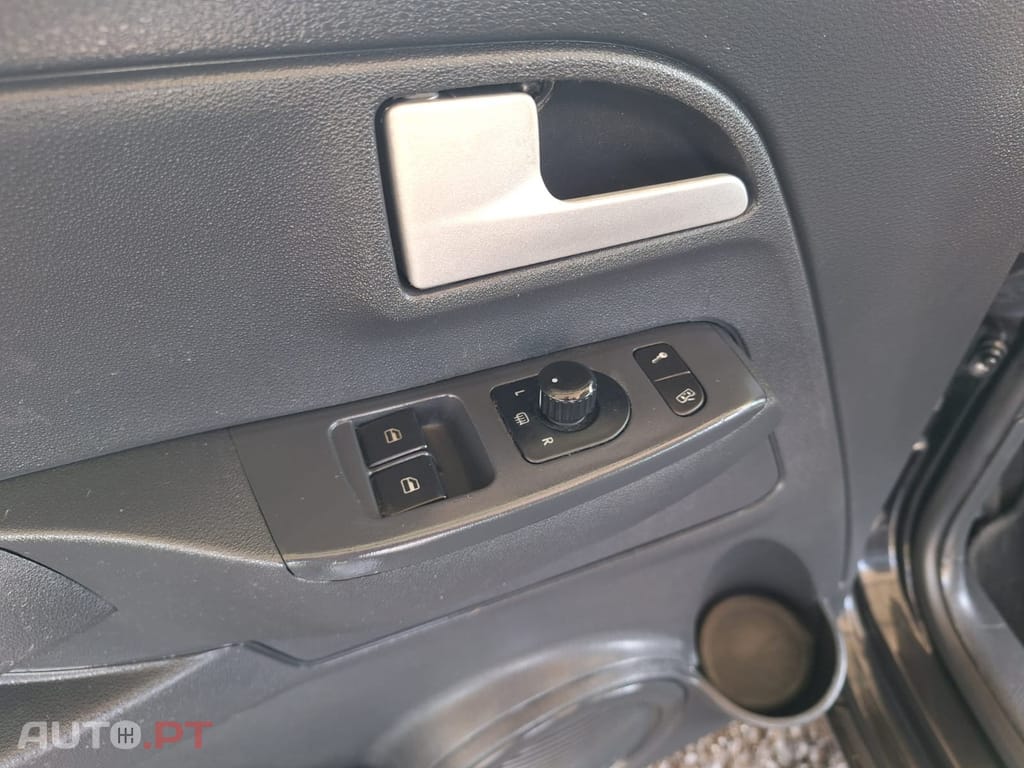 Volkswagen Fox 1.2 T.Liso Pack Elements