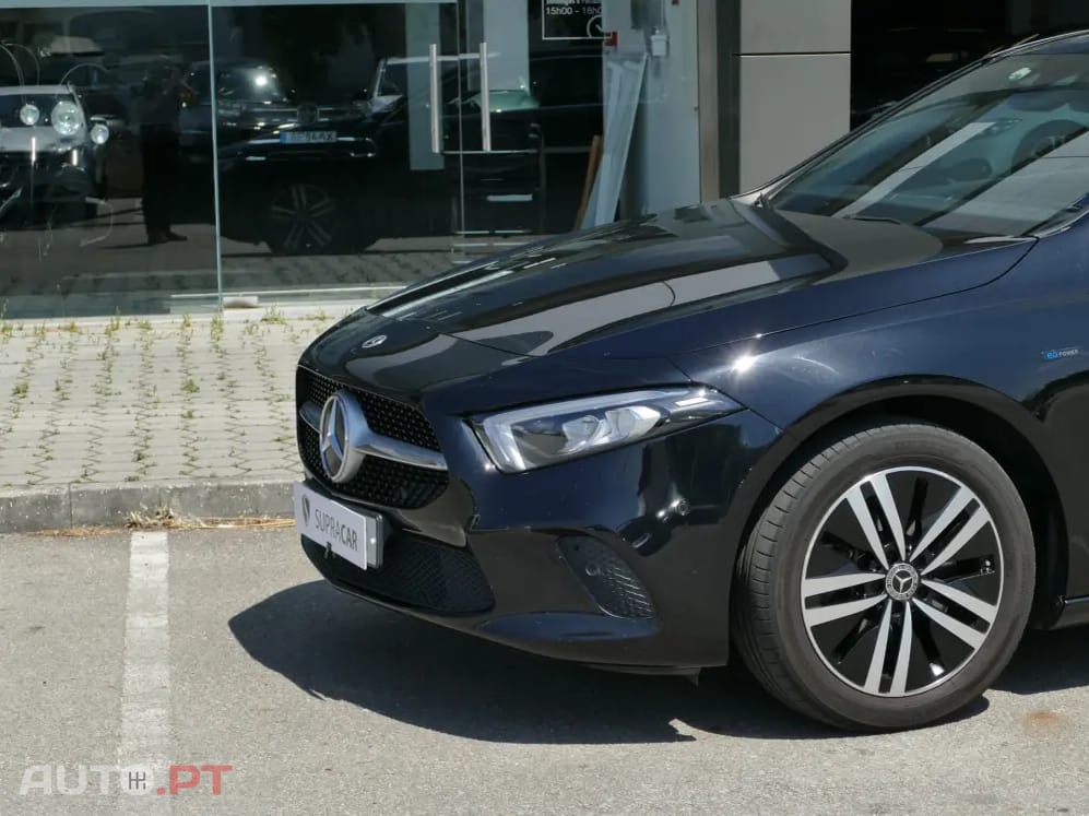 Mercedes-Benz A 250 e Progressive