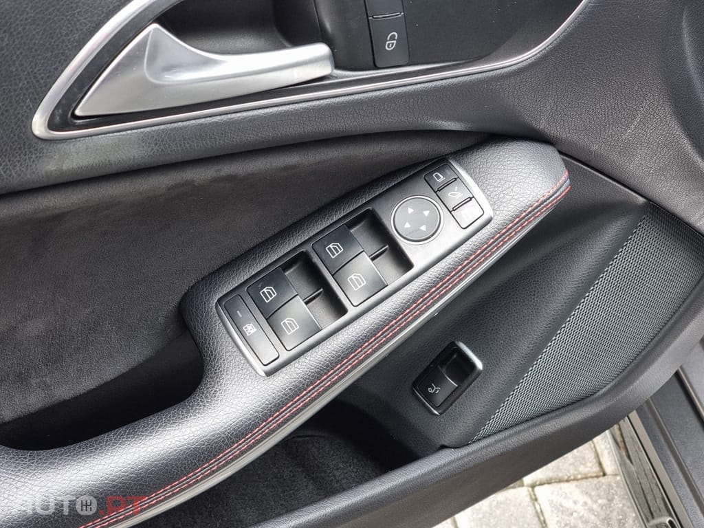 Mercedes-Benz GLA 220 CDi AMG Line 4-Matic