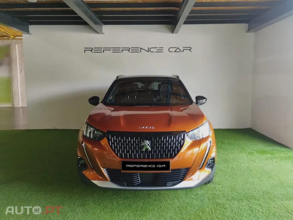 Peugeot 2008 1.2 PureTech GT EAT8