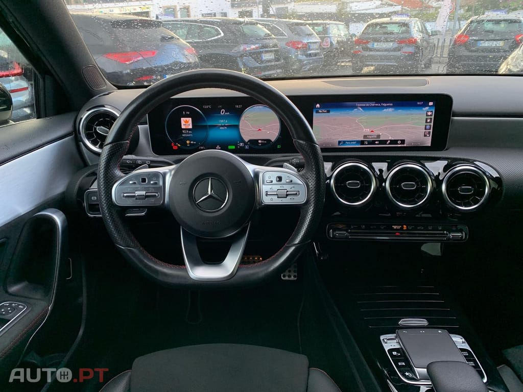 Mercedes-Benz A 250 e AMG Line