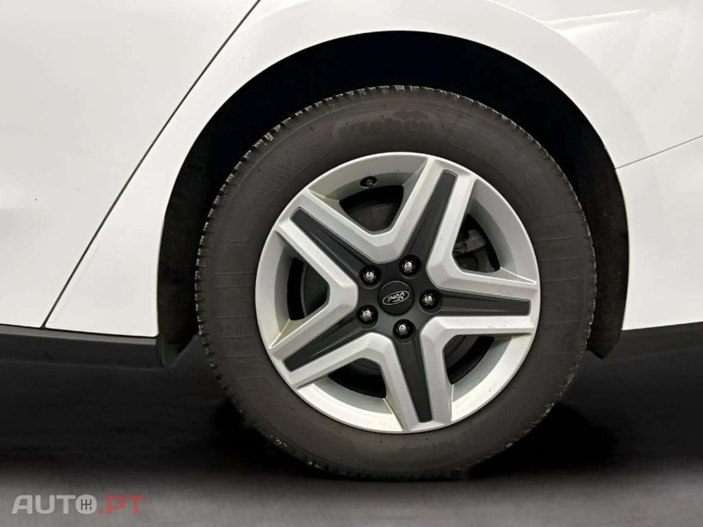 Ford Focus Turnier 1.5tdci  EcoBlue  I.V.A DEDUTÍVEL 