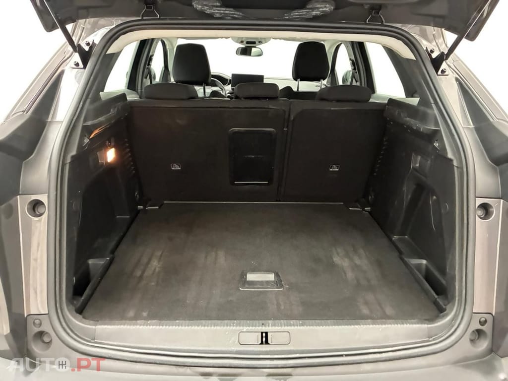 Peugeot 3008 1.5 BlueHDi Active Pack EAT8