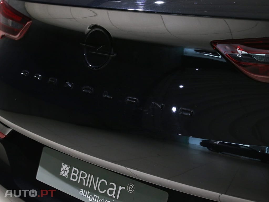 Opel Grandland (X) 1.2 T GS Line