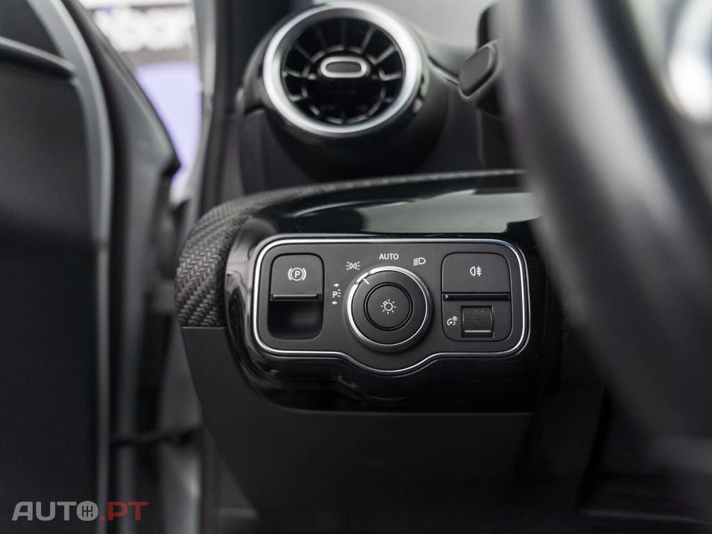 Mercedes-Benz A 250 e Style Plus